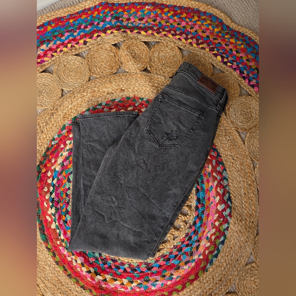 Hollister High Waisted Mom Charcoal Denim Jeans